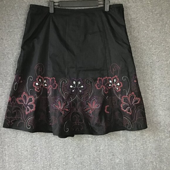 Axcess by Liz Claiborne Black Embroidered Skirt Sz 14 - Picture 2 of 10